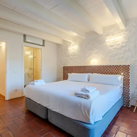 Flateli Santa Clara 22 خيرونا